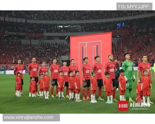 成都足球队总决赛表现点评：灵活性与战术运用的完美结合